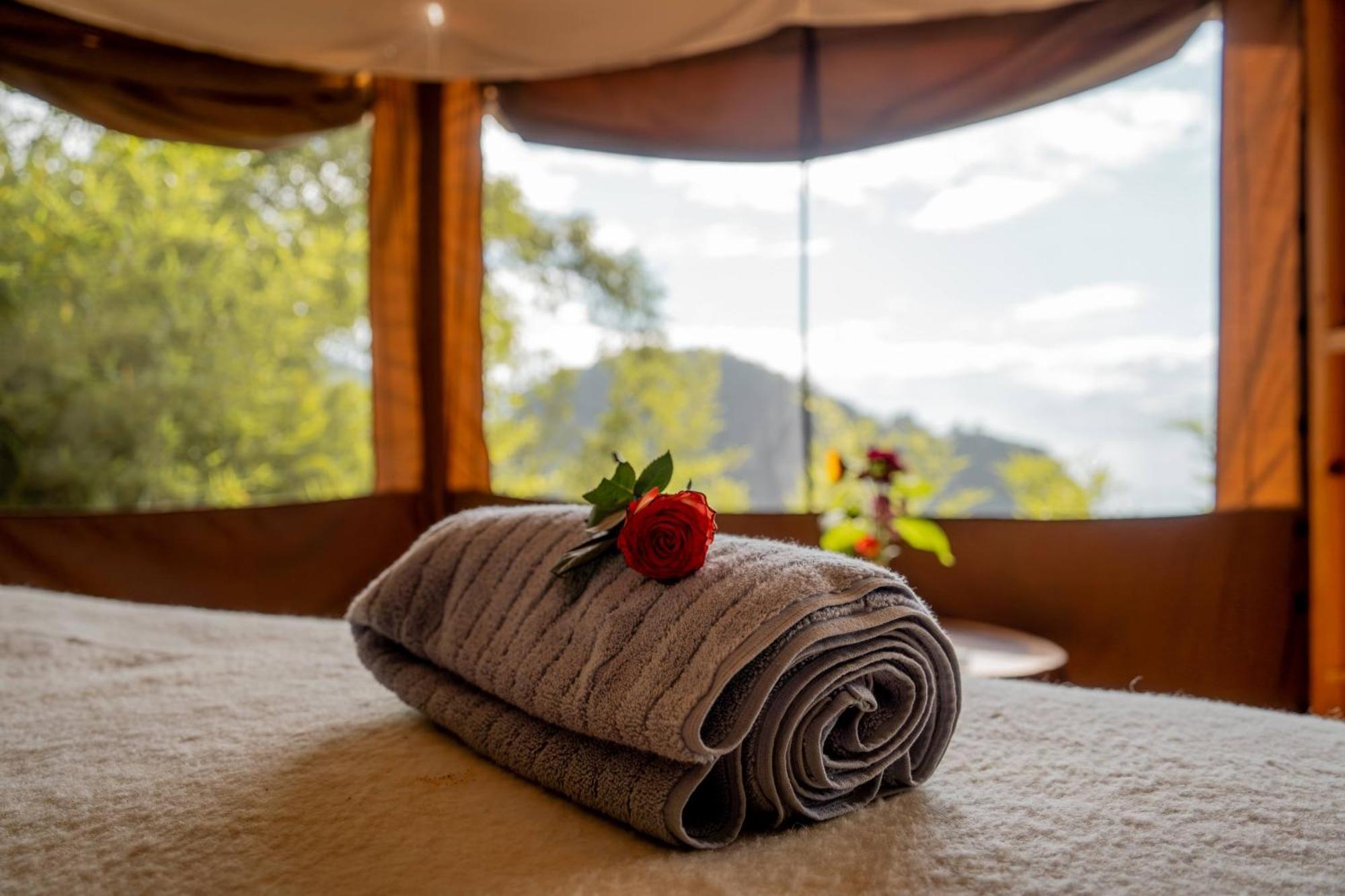 Fuego Atitlan Eco-Hotel 산 마르코스 라 라구나 외부 사진
