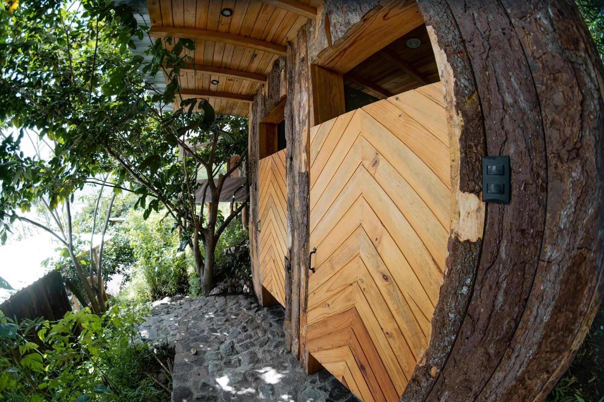 Fuego Atitlan Eco-Hotel 산 마르코스 라 라구나 외부 사진